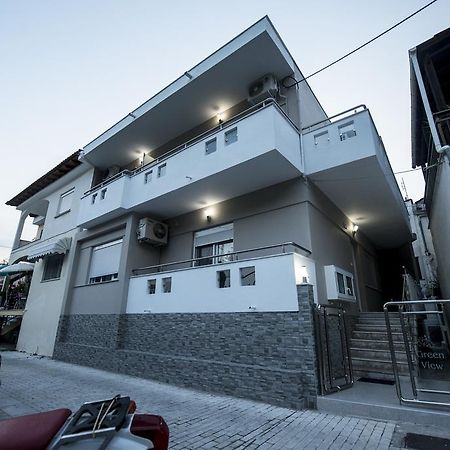 Green View Apartments 리메나스 외부 사진