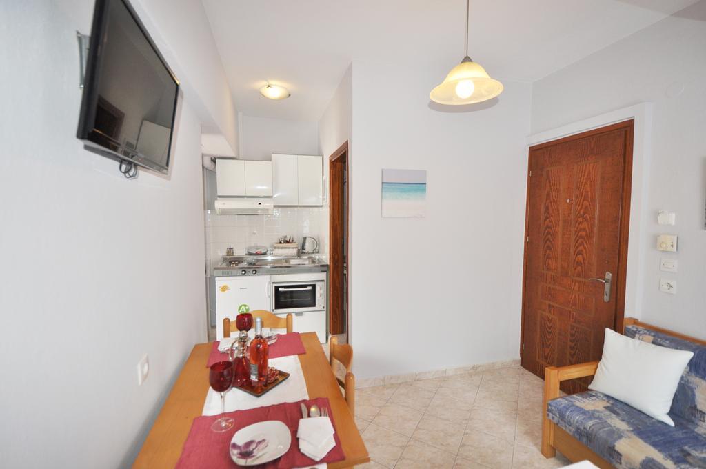 Green View Apartments 리메나스 객실 사진