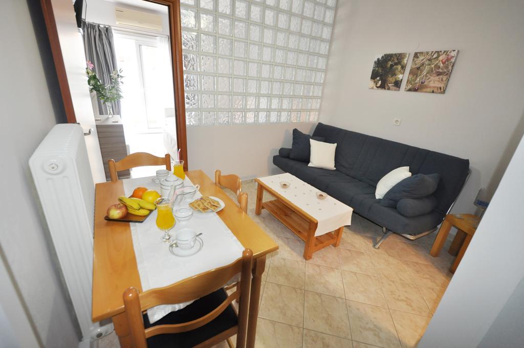 Green View Apartments 리메나스 외부 사진