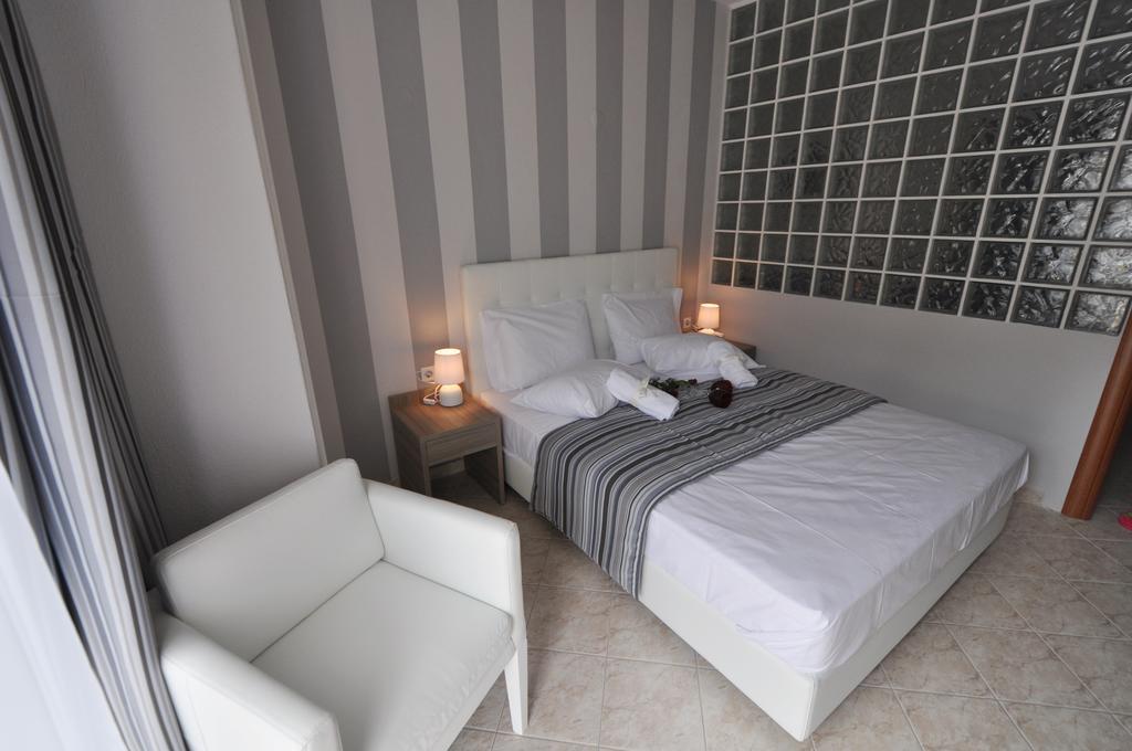 Green View Apartments 리메나스 객실 사진